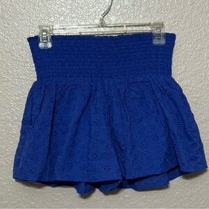 Culture Code Blue Smocked Waist Eyelet Shorts. Perfect for the Beach